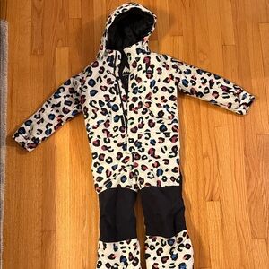 Burton 2L leopard snowsuit
